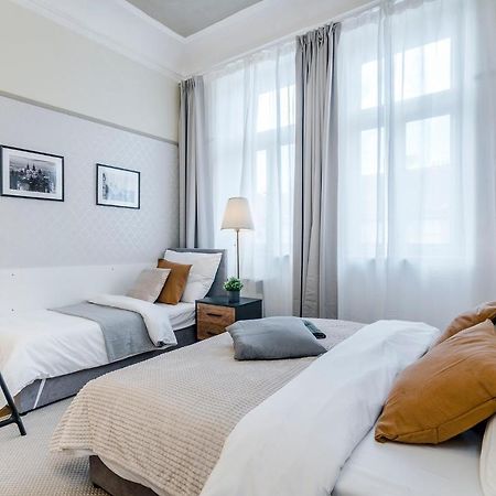 Modern And Huge Apts In Center By Michal&Friends Διαμέρισμα Πράγα Εξωτερικό φωτογραφία