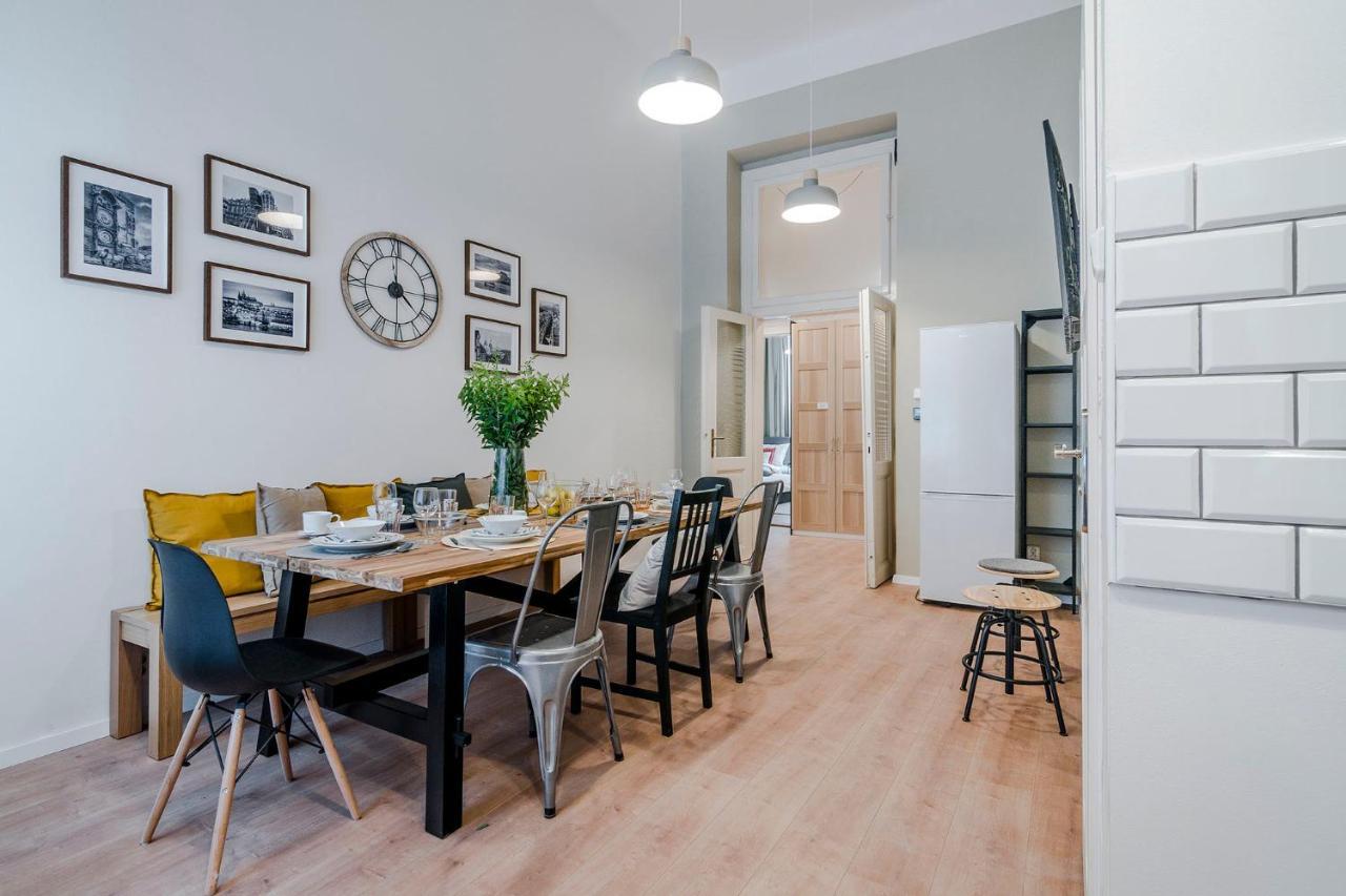 Modern And Huge Apts In Center By Michal&Friends Διαμέρισμα Πράγα Εξωτερικό φωτογραφία