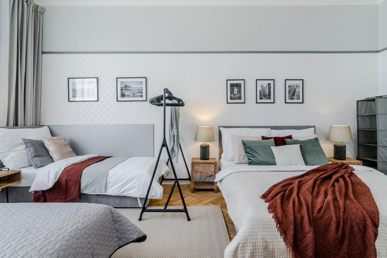 Modern And Huge Apts In Center By Michal&Friends Διαμέρισμα Πράγα Εξωτερικό φωτογραφία