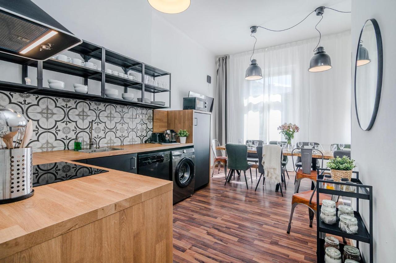 Modern And Huge Apts In Center By Michal&Friends Διαμέρισμα Πράγα Εξωτερικό φωτογραφία